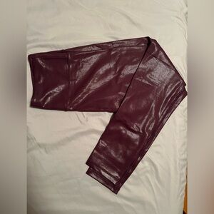 ZYIA Women’s Shiny Purple Leggings Size 6-8